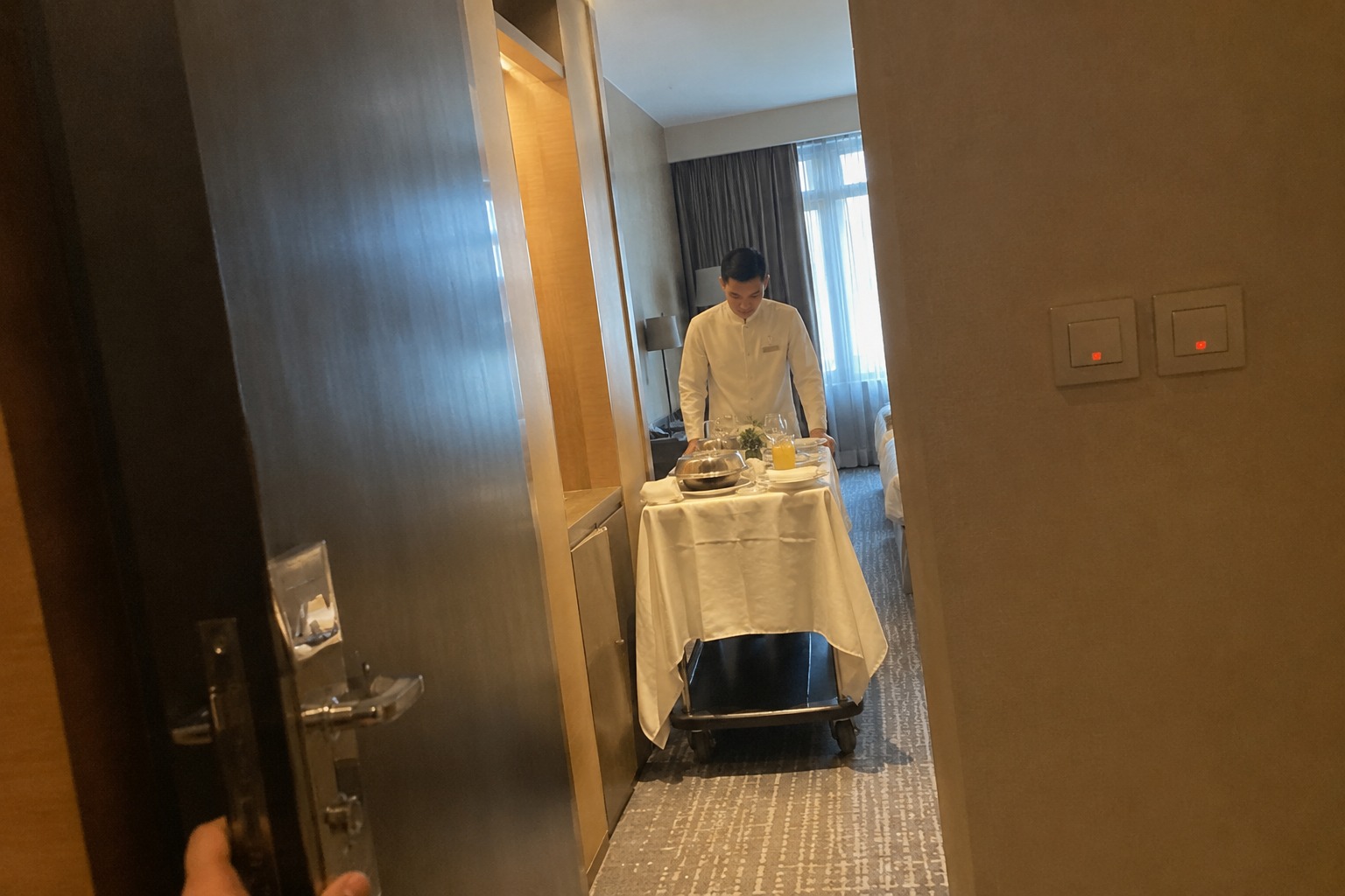 Room Service Hotel yang Lambat Bisa Menggerus Revenue Tanpa Terlihat