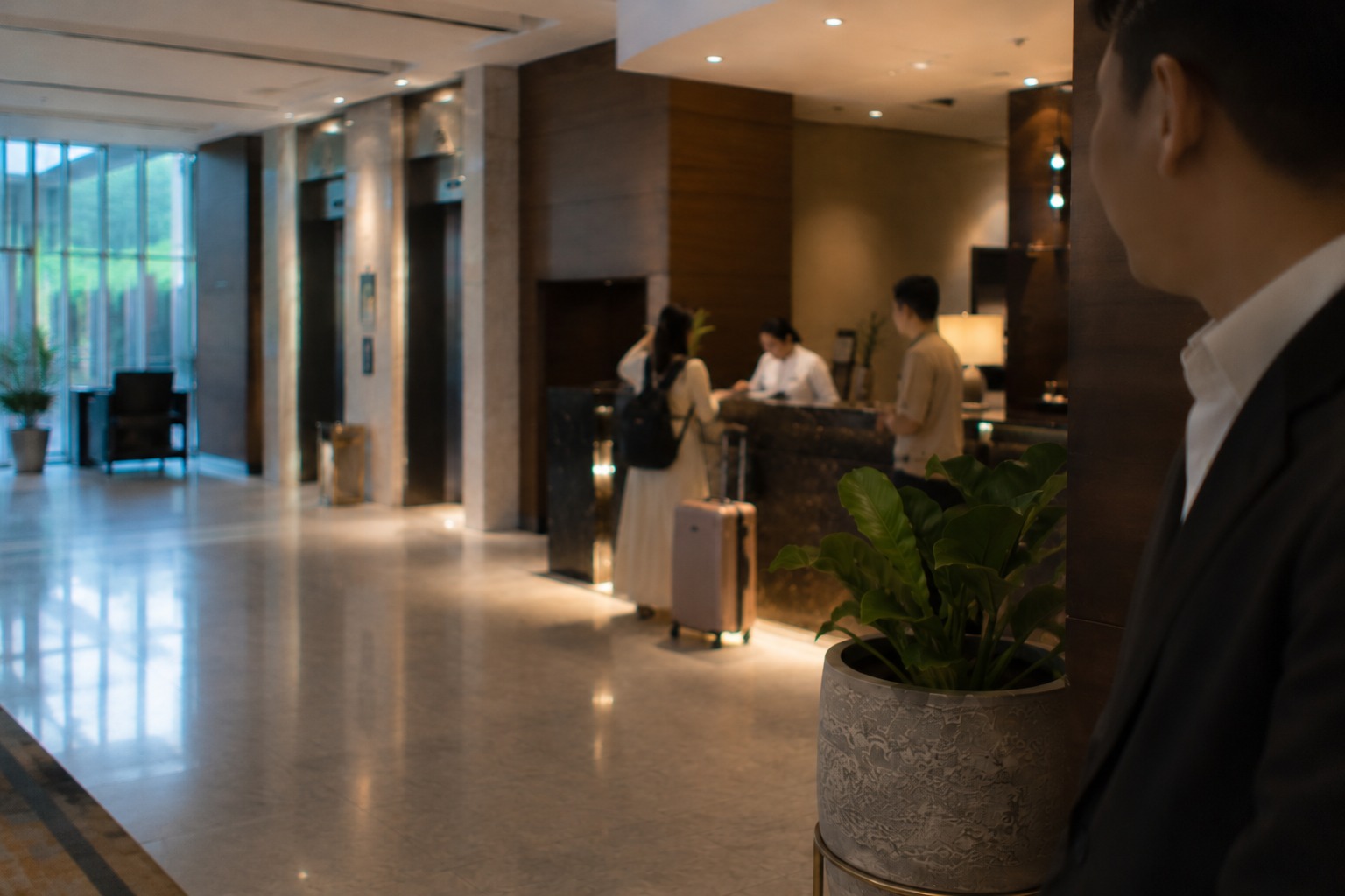 Quality Control Hotel: Menjaga Konsistensi Service Tanpa Membebani Operasional
