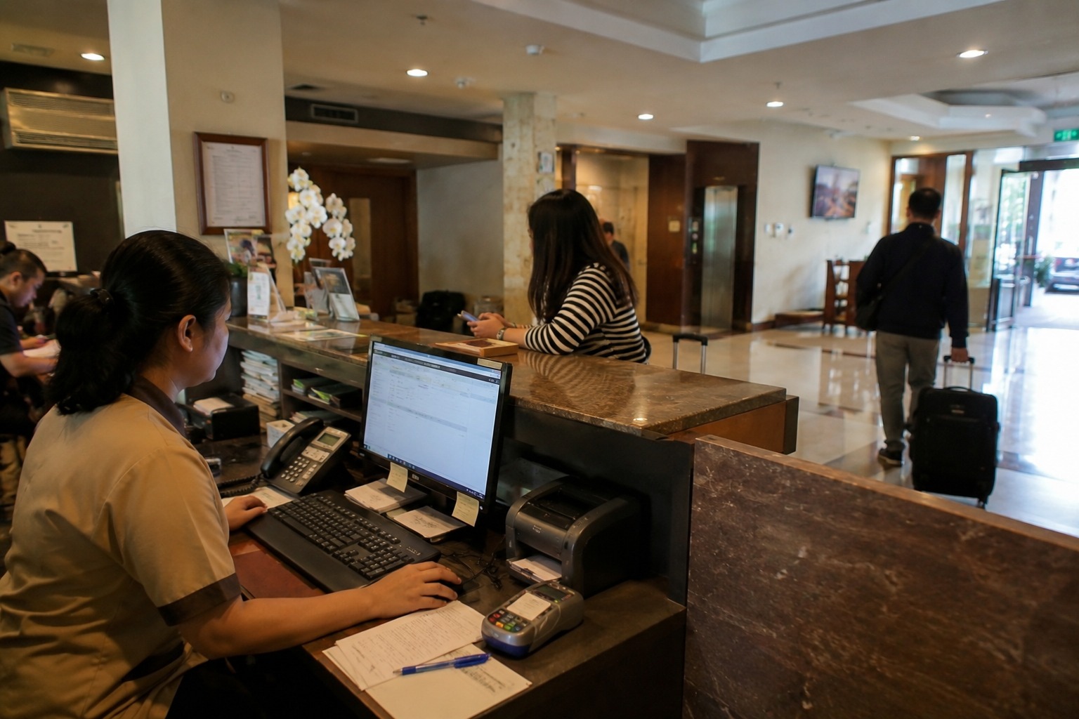 PMS Hotel yang Bekerja di Balik Layar Operasional Hotel